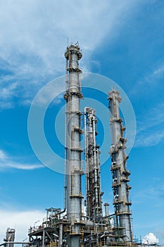 Process Columns of Natural Gas Plant