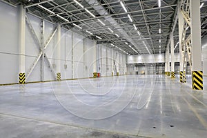 The process of construction and launch of a large logistics center, its internal filling and finishing