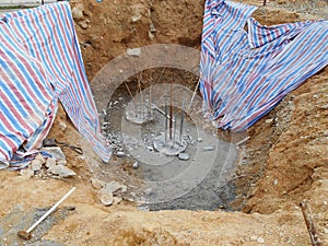 The process of cutting piles after the completion of building foundation piling work.