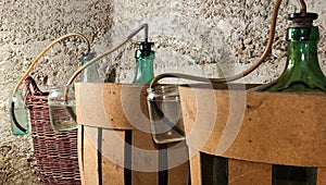 Process of a fermentation of wine in demijohn wine