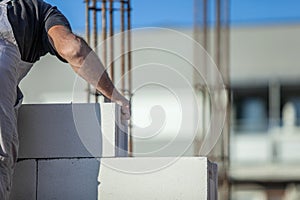 Process of house construction from the gas silicate block