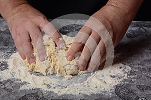 Process of making home-made dough for dumplings, ravioli or pelmeni