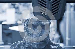 Process printing object 3D printer 3D printer printing model from molten plastic