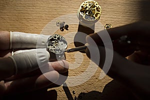 The process of repair mechanical watches