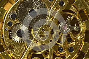 The process of repair mechanical watches