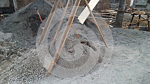 The process of sand sifting traditionally uses gauze nets