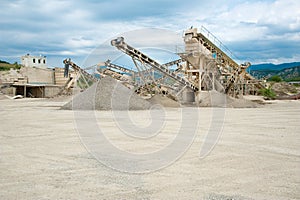 Processing plant stones
