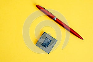 The processor for socket LGA 1151 and a pen.