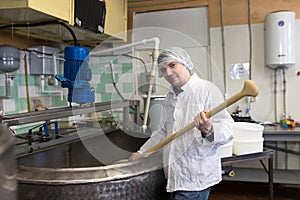 Production of cheese in dairy, worker cheese mixes