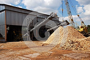 Production of plate of MDF