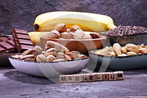 Products containing magnesium: bananas, pumpkin seeds, cashew nu