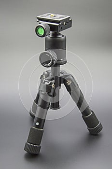 Professional adjustable telescopic camera tripod