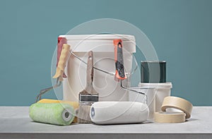 Professional home decorator and painter tools