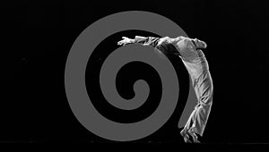 Professional modern dancer