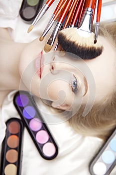 Professional stylist and make-up brushes