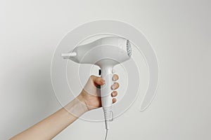 Professional tool for hairstyling at home...