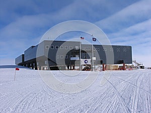 Profile of New South Pole Station