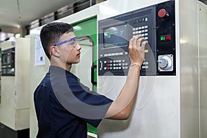 Programming CNC machine