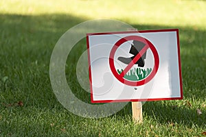 Prohibition sign Do not walk on lawns. Do not step on grass. Sign prohibiting walking on the grass