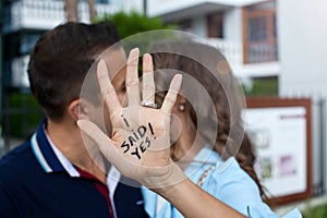 Proposal in the street.