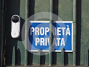 proprieta privata translation private property sign photo