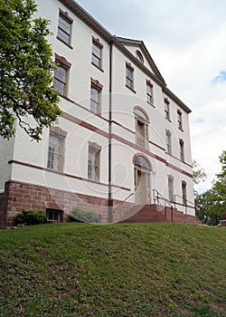 Proprietary House, main entrance at Kearny Ave, Perth Amboy, NJ, USA