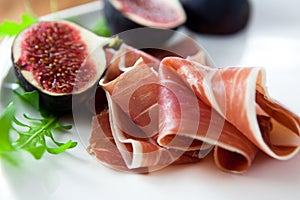 Prosciutto with fresh figs