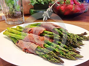 Prosciutto wrapped asparagus