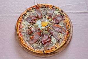 Proscuitto Pizza Italy
