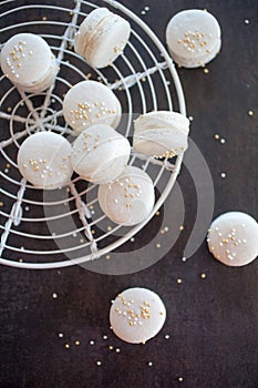 Prosecco macarons