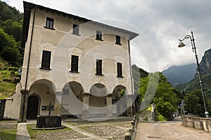 Prosto (Valchiavenna, Italy): palace