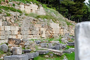 Protection preservation and enhancement of the great retaining wall and the votive podestals at the sanctuary of Amphiaraus of