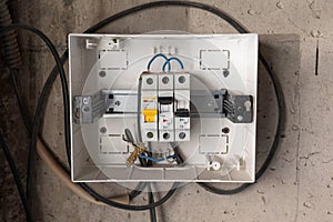 Protective shutdown device. Power distribution box