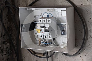Protective shutdown device. Power distribution box
