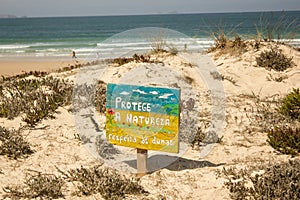 Protege a Natureza, respeita as Dunas, an appeal in Portuguese for the protection of nature, especially the dunes photo