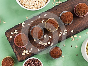 Protein energy balls with cocoa and seeds