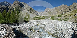 The PrÃÂ© de Madame Carle in the Ecrins National Park