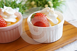 Pudding in a small cocotte