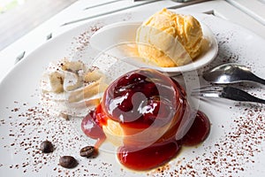 Pudding with strawberry jam