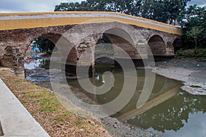 Puente Yayabo bridge in Sancti Spiritus, Cu photo