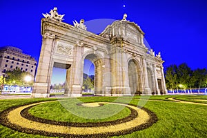 Puerta de Alcala photo