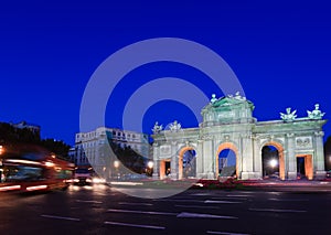 Puerta de Alcala and Traffic