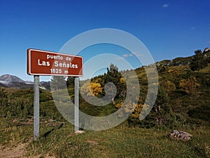 Puerto de Las SeÃÂ±ales en LeÃÂ³n, EspaÃÂ±a