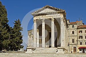 Pula - temple of Augustus