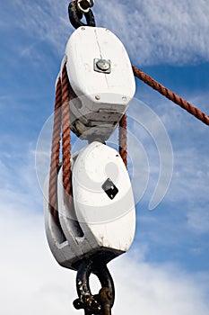 Pulley block photo