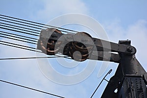 Pulley on crane