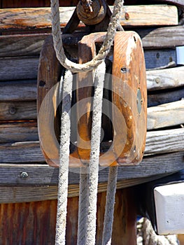 Pulley and Ropes photo