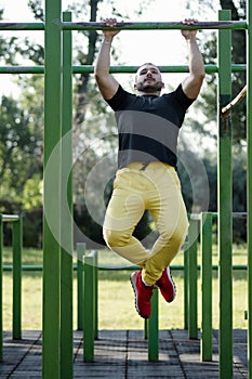 Pullups street workout training