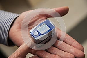 Pulse oximeter