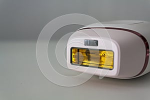 Pulsed light epilator with copy space